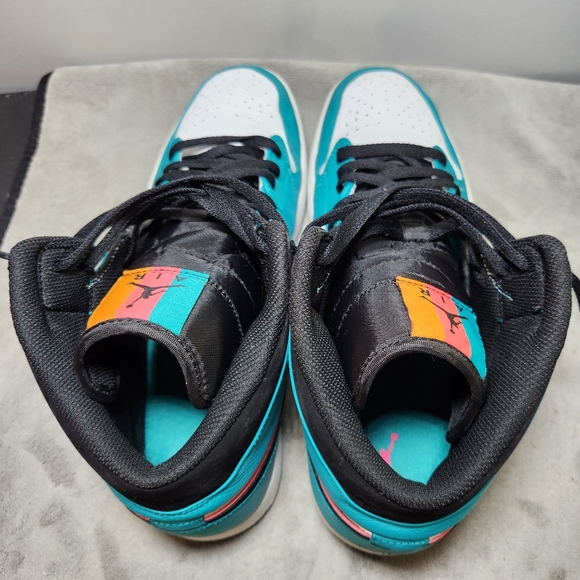 Size 15 - Air Jordan 1 SE Mid South Beach - Picture 10 of 10